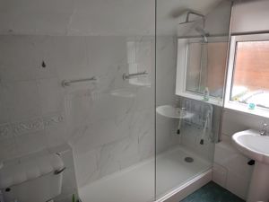 Photo 16- click for photo gallery